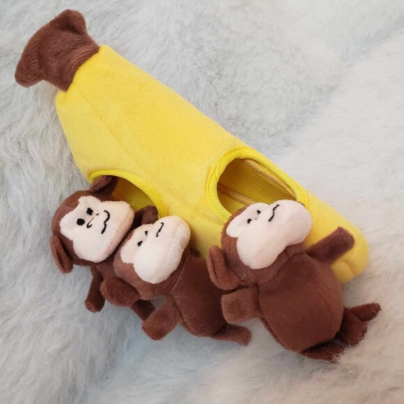 3 Dog Toys - KONG COZIE Plush Rabbit & Lion + ZIPPY PAWS Monkey & Banana Burrow - Picture 11 of 16